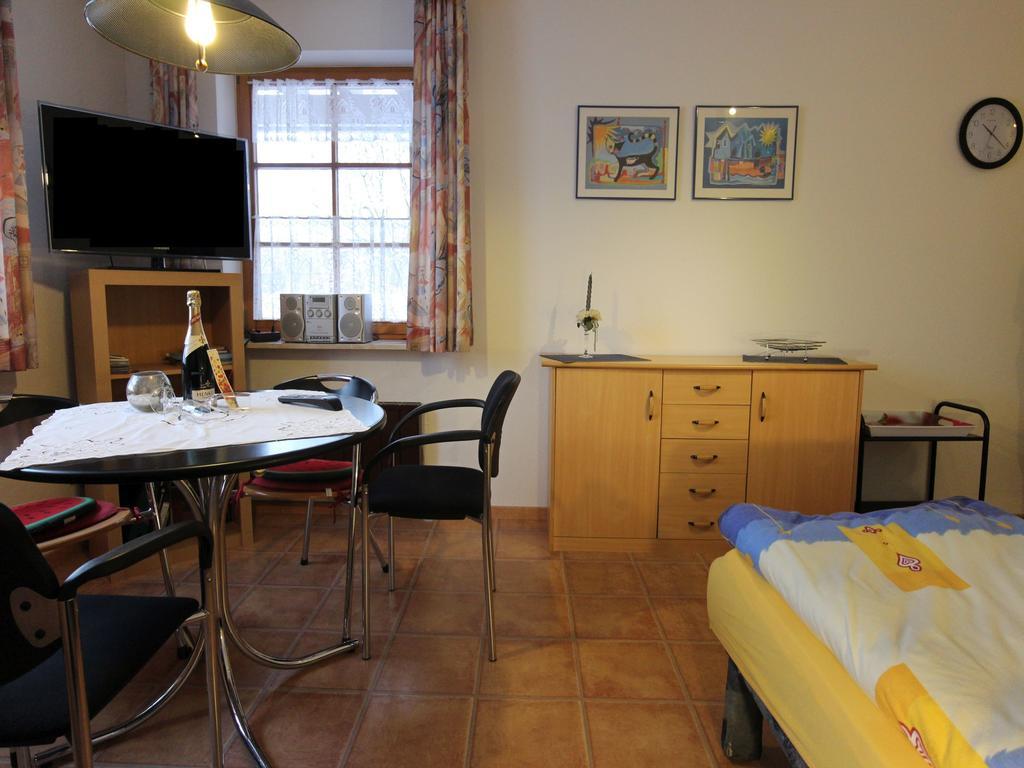 Ferienwohnung Weber Triberg im Schwarzwald Rum bild